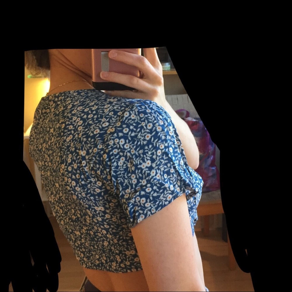 Flower crop top